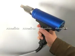 Multihead Ultrasonic Svejsemaskine til Automobil Spoiler Dele