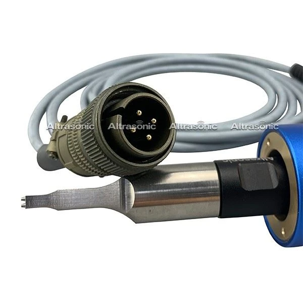 Competitive Price 35khz 1000w Ultrasonic Plastic Spot Welding Machine For Plastic Welding